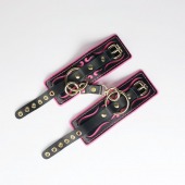 Черные кожаные наручники с розовой строчкой - Crazy Handmade - купить с доставкой в Красногорске