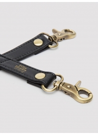 Черный фиксатор для манжет Bound to You Faux Leather Hogtie - Fifty Shades of Grey - купить с доставкой в Красногорске