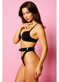 Эффектный черный пояс из лаковой эко-кожи - БДСМ Арсенал - купить с доставкой в Красногорске