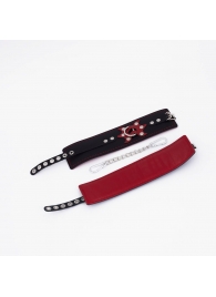 Черные кожаные оковы с красным декором и строчкой - Crazy Handmade - купить с доставкой в Красногорске