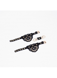 Черные кожаные наручники с клепками, кольцами и золотистой фурнитурой - Crazy Handmade - купить с доставкой в Красногорске