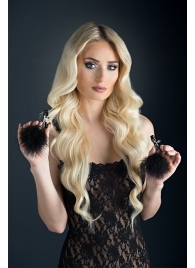 Зажимы для сосков с пухом FEATHERED NIPPLE CLAMPS - Blush Novelties - купить с доставкой в Красногорске