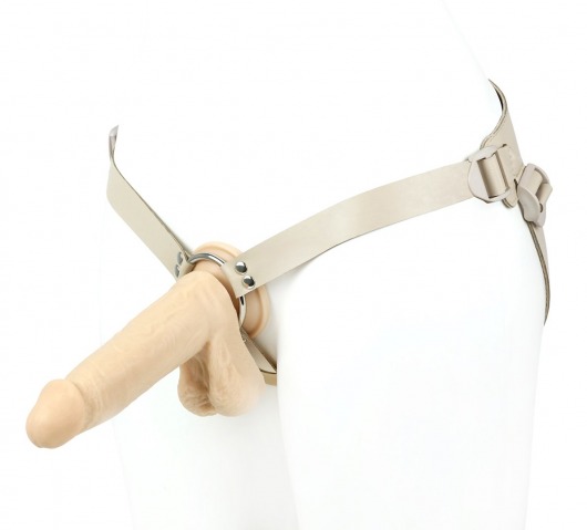 Поясной фаллоимитатор с мошонкой телесного цвета - 18 см. - LOVETOY (А-Полимер) - купить с доставкой в Красногорске