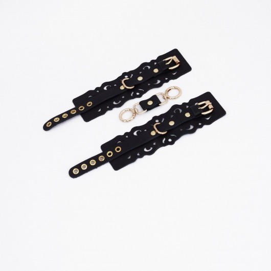 Черные кожаные наручники с узорами и золотистой фурнитурой - Crazy Handmade - купить с доставкой в Красногорске