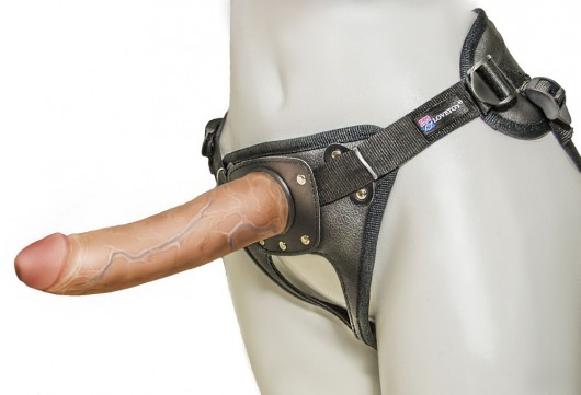 Насадка-фаллоимитатор на кожаных трусиках Harness Ultra Realistic 7  - 18 см. - LOVETOY (А-Полимер) - купить с доставкой в Красногорске